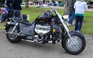 Boss Hoss V8